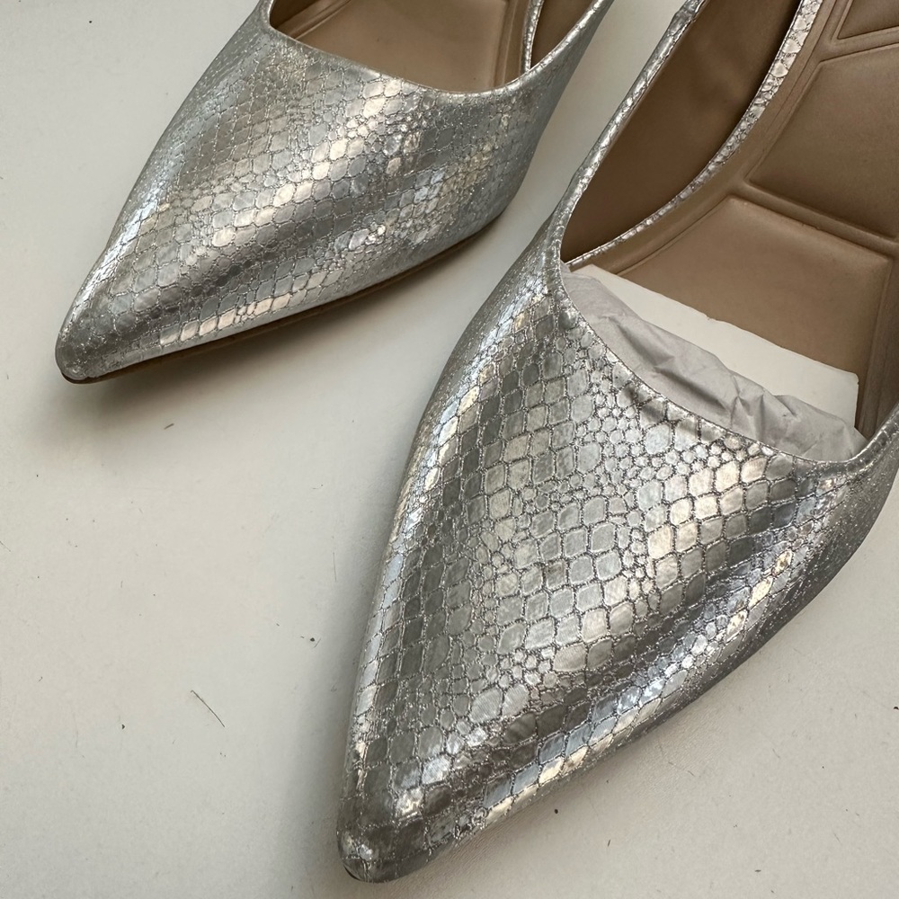 NEW| Metallic Silver Pointed Toe Stilettos Pumps - Picture 10 of 14